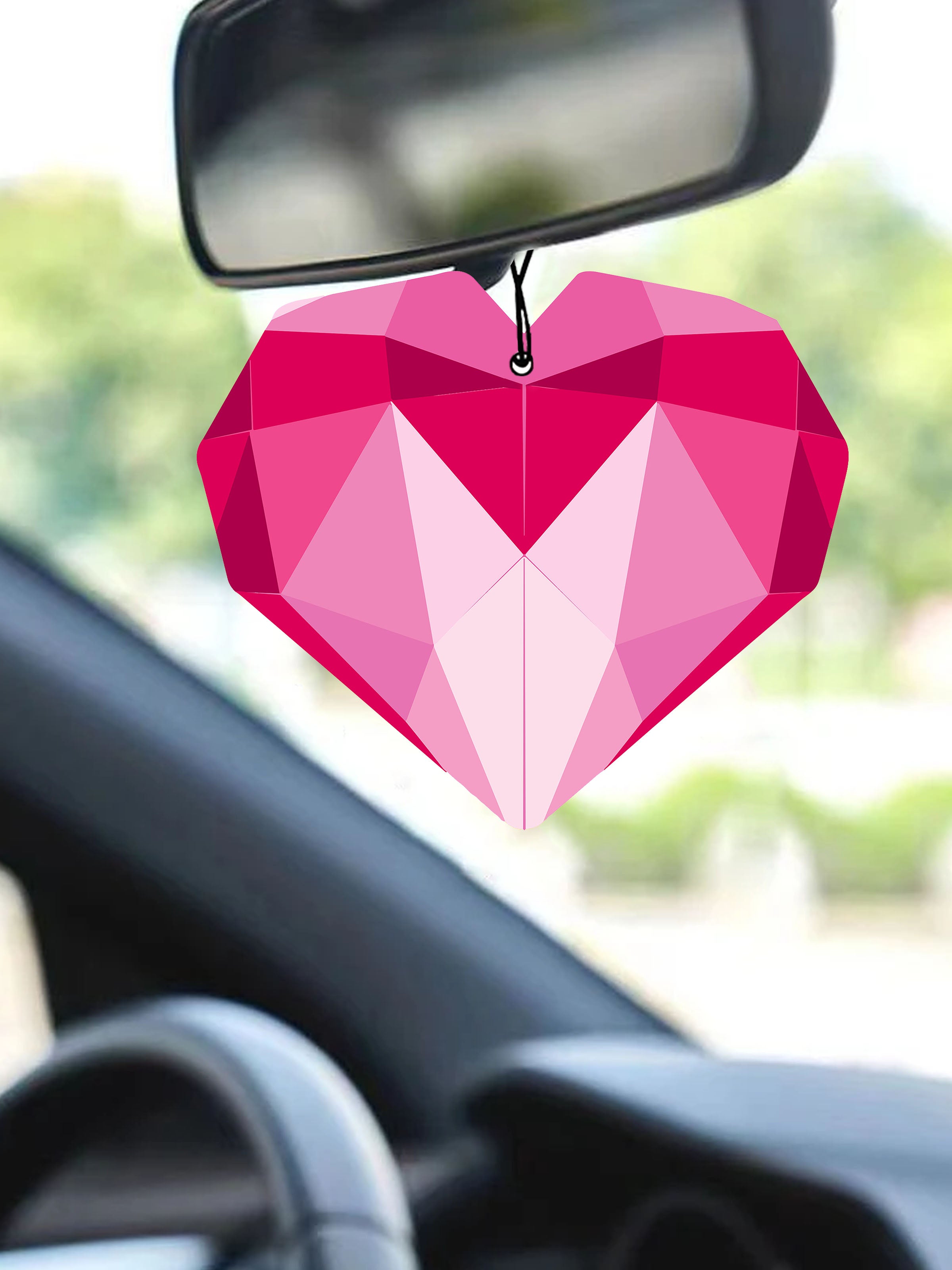 ELMAS KALP TASARIMLI OTO KOKUSU